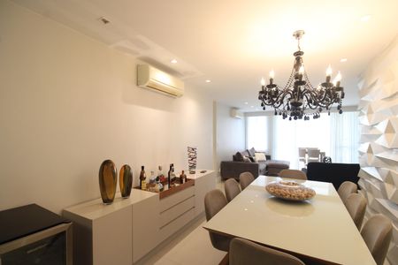 Apartamento à venda com 146m², 3 quartos e 2 vagasSala