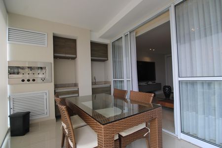 Apartamento à venda com 146m², 3 quartos e 2 vagasSala - Varanda