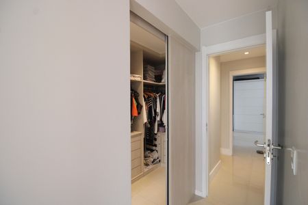 Apartamento à venda com 146m², 3 quartos e 2 vagasSuíte 3