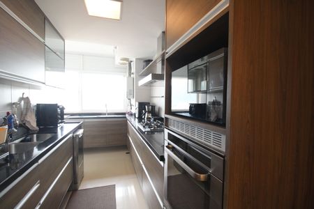 Apartamento à venda com 146m², 3 quartos e 2 vagasCozinha