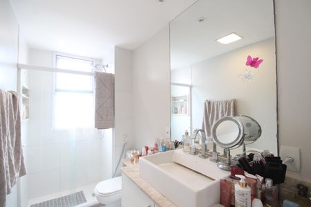 Apartamento à venda com 146m², 3 quartos e 2 vagasBanheiro da suíte 3