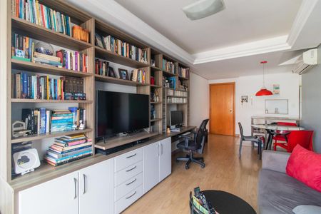 Sala de apartamento à venda com 2 quartos, 68m² em Centro Histórico, Porto Alegre