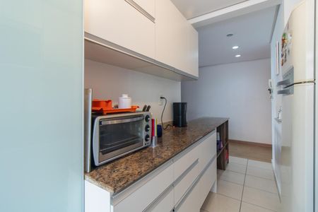 Apartamento à venda com 68m², 2 quartos e 2 vagasCozinha e Área de Serviço