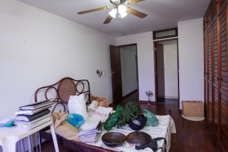 Casa de condomínio à venda com 970m², 7 quartos e 4 vagassemi suite 4