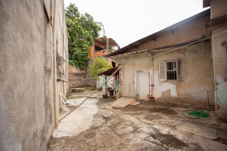 Casa à venda com 136m², 3 quartos e 1 vaga Casa à venda com 136m², 3 quartos e 1 vagaQUINTAL E ÁREA DE SERVIÇO