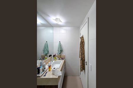 Studio à venda com 34m², 1 quarto e 1 vaga Studio à venda com 34m², 1 quarto e 1 vagaBanheiro da Suíte