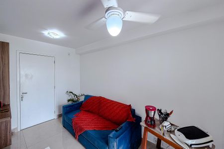 Studio à venda com 34m², 1 quarto e 1 vaga Studio à venda com 34m², 1 quarto e 1 vagaSala