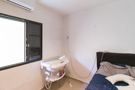 Casa à venda com 239m², 4 quartos e 3 vagasSuíte 2