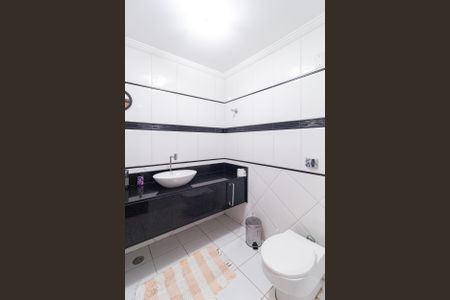 Casa à venda com 239m², 4 quartos e 3 vagasLavabo