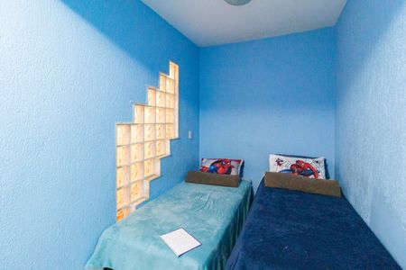 Casa à venda com 239m², 4 quartos e 3 vagasQuarto 2