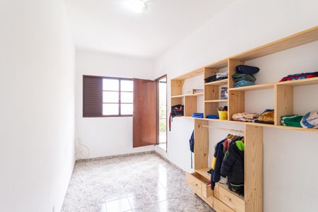 Casa à venda com 239m², 4 quartos e 3 vagasSuíte 1