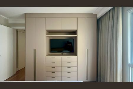 Apartamento à venda com 127m², 3 quartos e 1 vaga Apartamento à venda com 127m², 3 quartos e 1 vagaSuite