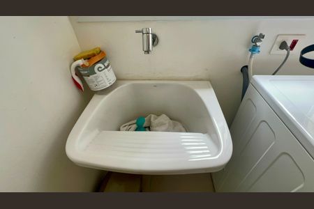 Apartamento à venda com 127m², 3 quartos e 1 vaga Apartamento à venda com 127m², 3 quartos e 1 vagaÁrea de Serviço