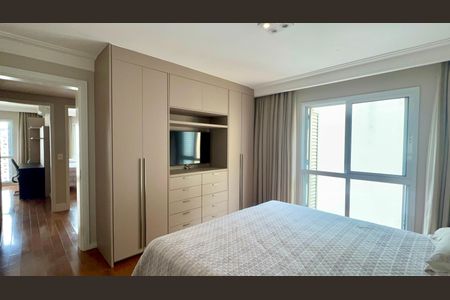 Apartamento à venda com 127m², 3 quartos e 1 vaga Apartamento à venda com 127m², 3 quartos e 1 vagaSuite