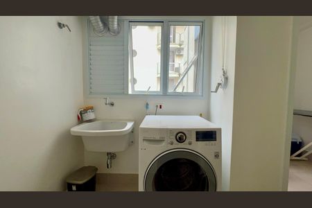 Apartamento à venda com 127m², 3 quartos e 1 vaga Apartamento à venda com 127m², 3 quartos e 1 vagaÁrea de Serviço