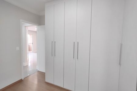 Quarto de apartamento para alugar com 2 quartos, 70m² em Osvaldo Cruz, São Caetano do Sul