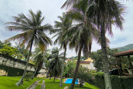 Casa de condomínio à venda com 202m², 3 quartos e 2 vagas Casa de condomínio à venda com 202m², 3 quartos e 2 vagasQuintal