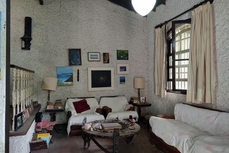 Casa de condomínio à venda com 202m², 3 quartos e 2 vagas Casa de condomínio à venda com 202m², 3 quartos e 2 vagasSala