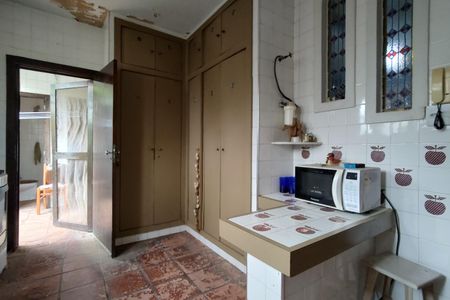 Casa de condomínio à venda com 202m², 3 quartos e 2 vagasCozinha - Armários