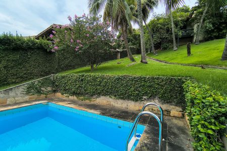 Casa de condomínio à venda com 202m², 3 quartos e 2 vagas