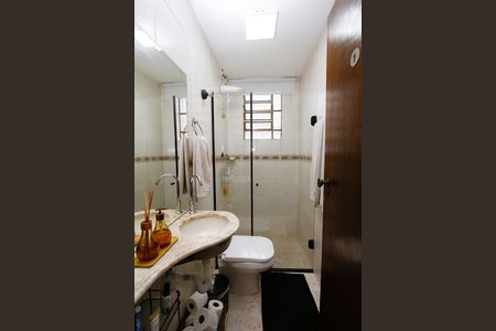 Casa à venda com 463m², 5 quartos e 6 vagasBanheiro DO QUARTO 5