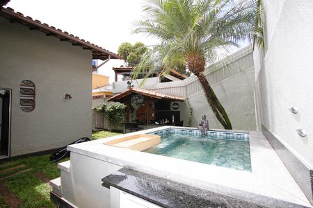 Piscina de casa à venda com 5 quartos, 463m² em São Bento, Belo Horizonte