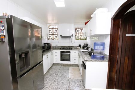 Casa à venda com 463m², 5 quartos e 6 vagasCozinha