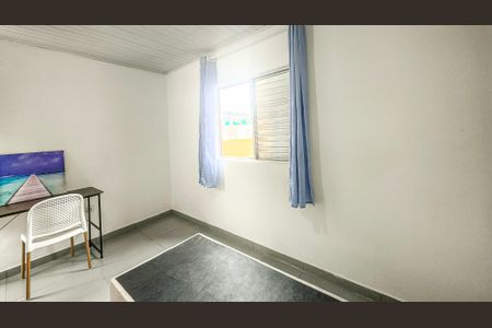 Quarto/Sala de kitnet/studio para alugar com 1 quarto, 25m² em Jardim Angelina, São Paulo