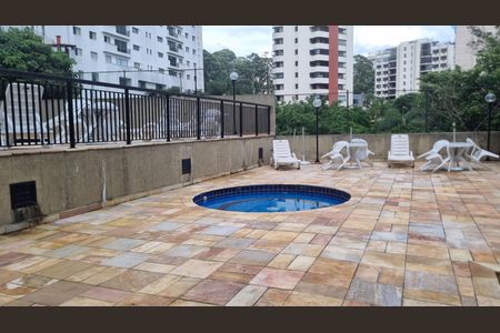 Apartamento à venda com 54m², 2 quartos e 1 vaga Apartamento à venda com 54m², 2 quartos e 1 vagaÁrea comum - Piscina