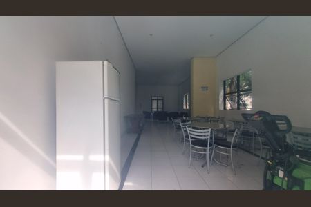 Apartamento à venda com 54m², 2 quartos e 1 vaga Apartamento à venda com 54m², 2 quartos e 1 vagaÁrea comum - Salão de festas