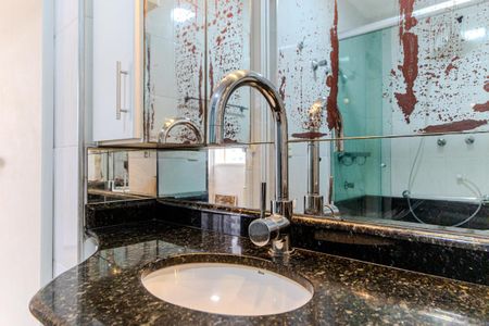 Apartamento à venda com 100m², 3 quartos e 1 vagaBanheiro da Suíte