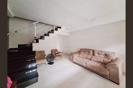 Sala de casa para alugar com 3 quartos, 140m² em Água Fria, São Paulo