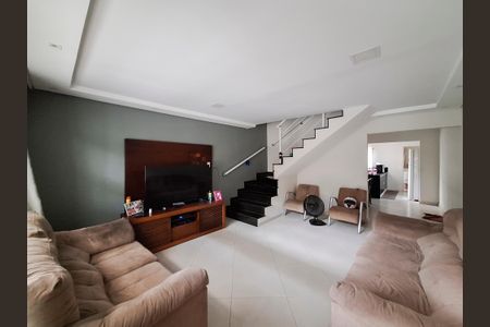 Sala de casa para alugar com 3 quartos, 140m² em Água Fria, São Paulo