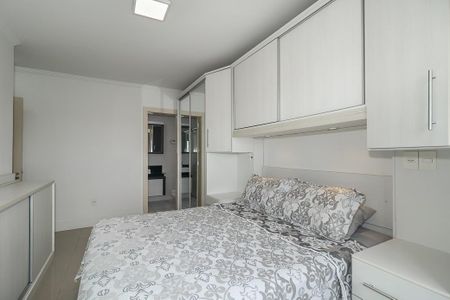 Quarto Suíte de apartamento para alugar com 2 quartos, 90m² em Cristo Redentor, Porto Alegre