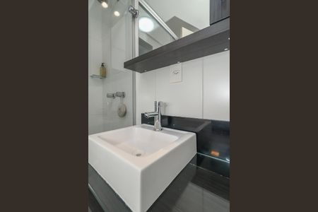 Banheiro da Suíte de apartamento para alugar com 2 quartos, 90m² em Cristo Redentor, Porto Alegre