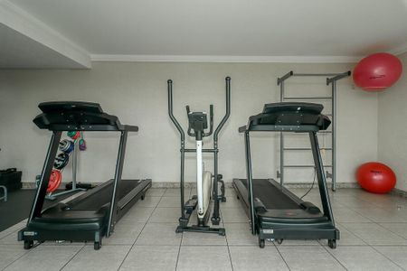 Apartamento para alugar com 90m², 2 quartos e 2 vagasÁrea comum - Academia