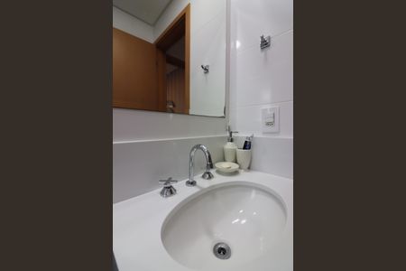 Apartamento à venda com 61m², 1 quarto e 2 vagasBanheiro Social