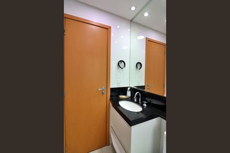 Apartamento à venda com 61m², 1 quarto e 2 vagasSuíte Banheiro 