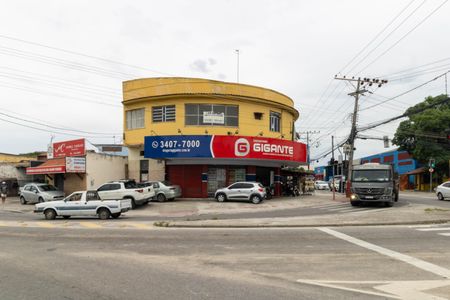 Casa para alugar com 100m², 4 quartos e sem vaga Casa para alugar com 100m², 4 quartos e sem vagaFachada