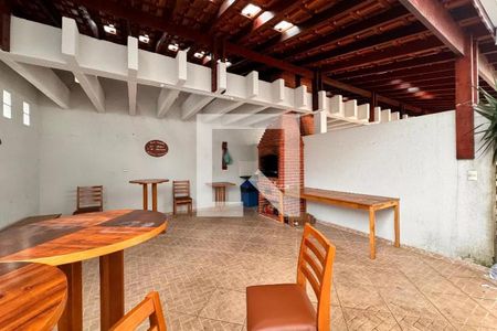 Apartamento para alugar com 55m², 2 quartos e 1 vaga Apartamento para alugar com 55m², 2 quartos e 1 vagaÁrea comum - Churrasqueira