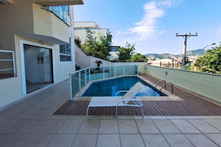 Casa à venda com 340m², 6 quartos e 4 vagasQuintal