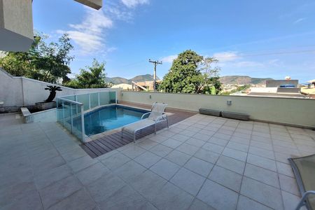 Casa à venda com 340m², 6 quartos e 4 vagasQuintal