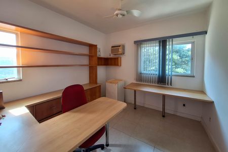 Casa à venda com 340m², 6 quartos e 4 vagasQuarto 1