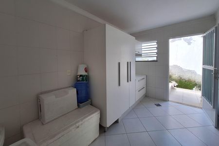 Casa à venda com 340m², 6 quartos e 4 vagasÁrea de Serviço