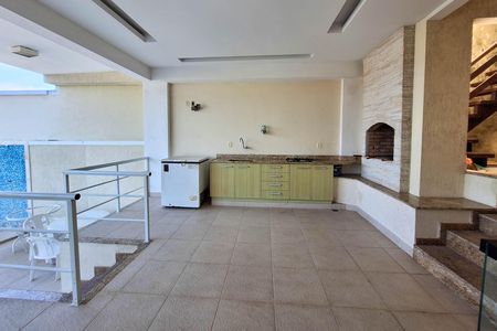 Casa à venda com 340m², 6 quartos e 4 vagasQuintal