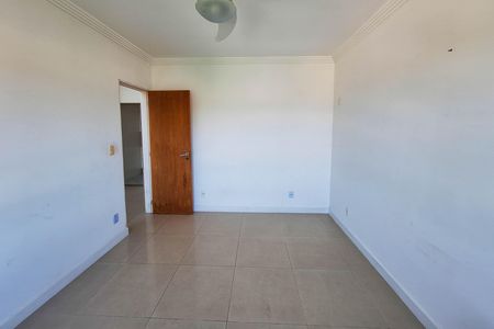 Casa à venda com 340m², 6 quartos e 4 vagasQuarto 2