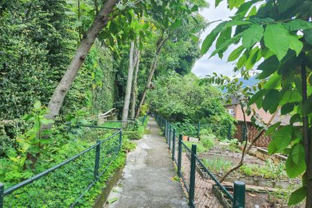 Casa de condomínio à venda com 189m², 3 quartos e 1 vagaÁrea Comum