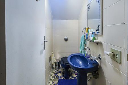 Casa de condomínio à venda com 189m², 3 quartos e 1 vagaLavabo 2