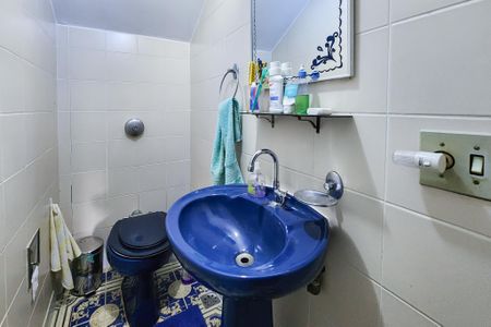 Casa de condomínio à venda com 189m², 3 quartos e 1 vagaLavabo 2