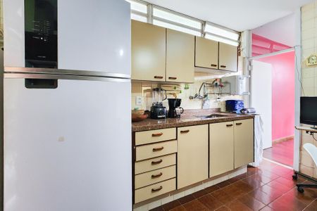 Casa de condomínio à venda com 189m², 3 quartos e 1 vagaCozinha 